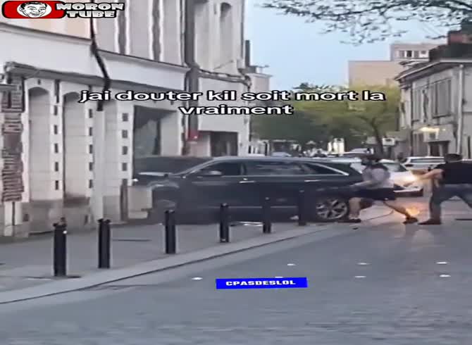 Video :He pushes a car and ends up in a store while on a roadrage in Paris